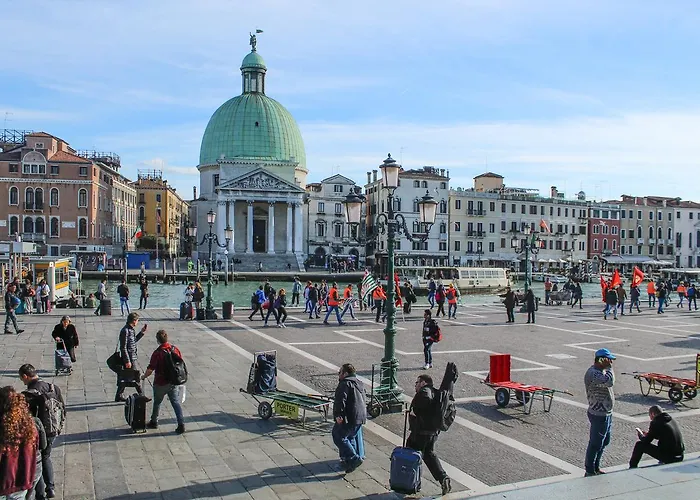 Mazzoni 15 Venice